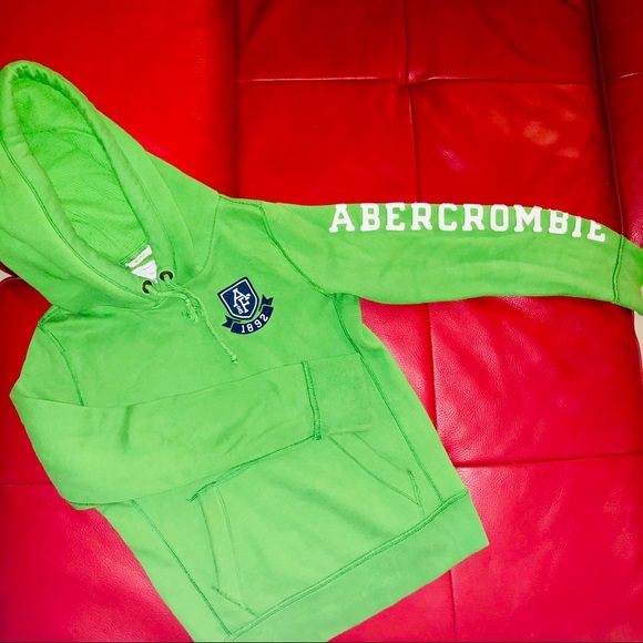 Tops - Green Abercrombie & Fitch hoodie